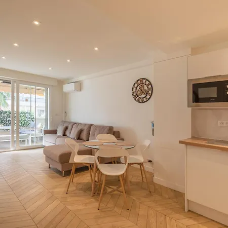 Le California 200m Des Plages Chic Luxe Et Cosy 2 A 4 Personnes Antibes